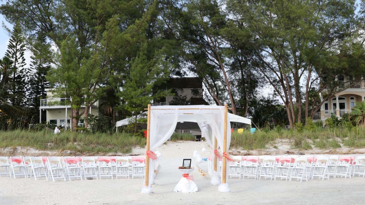 Florida Beach House Wedding On Treasure Islandsuncoast Weddings